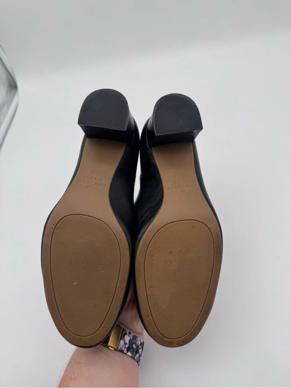Kate Spade New York Yasmin Scalloped Block Heel Pumps Black Leather Size 6.5